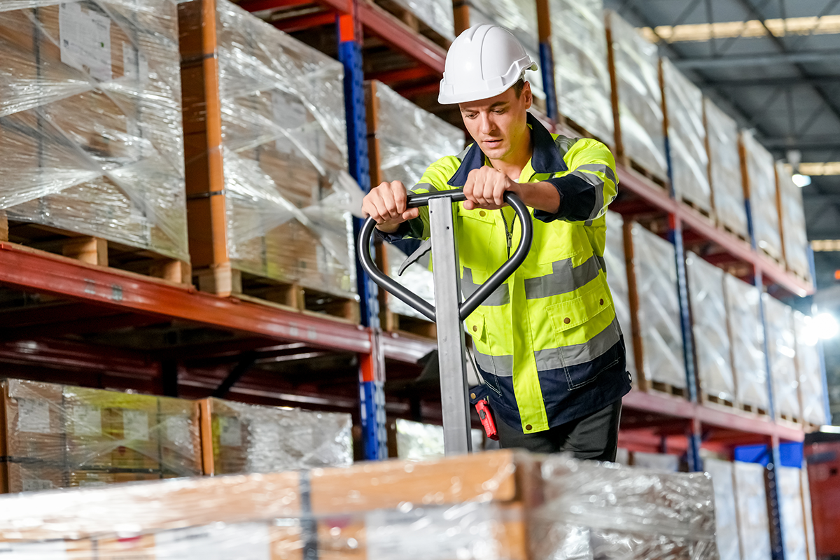 Database services for logistics. Xynomix safeguards SQL Server and Oracle estates in any environment to ensure robust performant data infrastructure