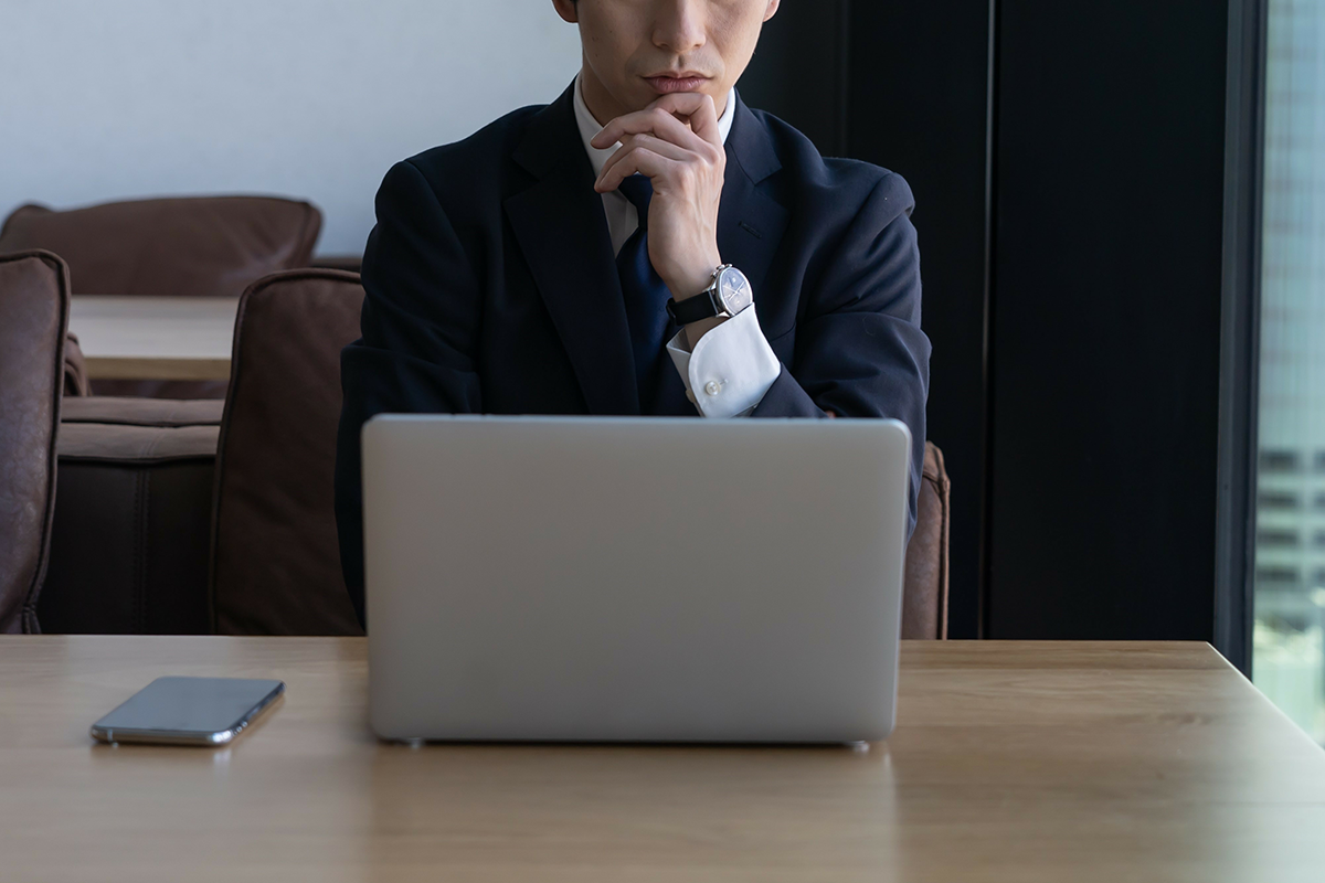 Understand the importance of Oracle database patching