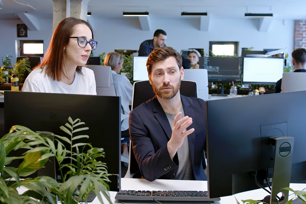 SQL Server consultants at Xynomix delivering an environment review